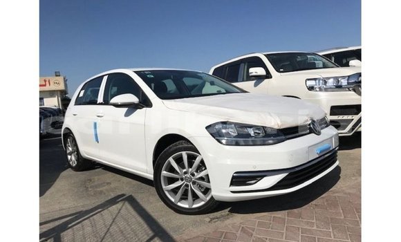 Buy Import Volkswagen Golf White Car in Import - Dubai in Bomi County