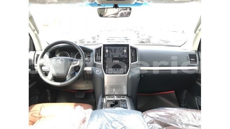 Big with watermark toyota land cruiser bomi county import dubai 2608