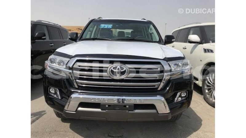 Big with watermark toyota land cruiser bomi county import dubai 2608