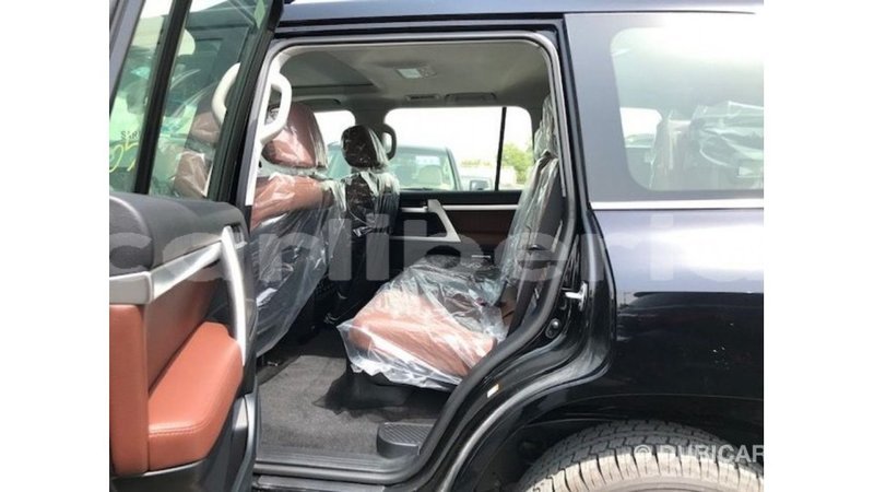 Big with watermark toyota land cruiser bomi county import dubai 2608