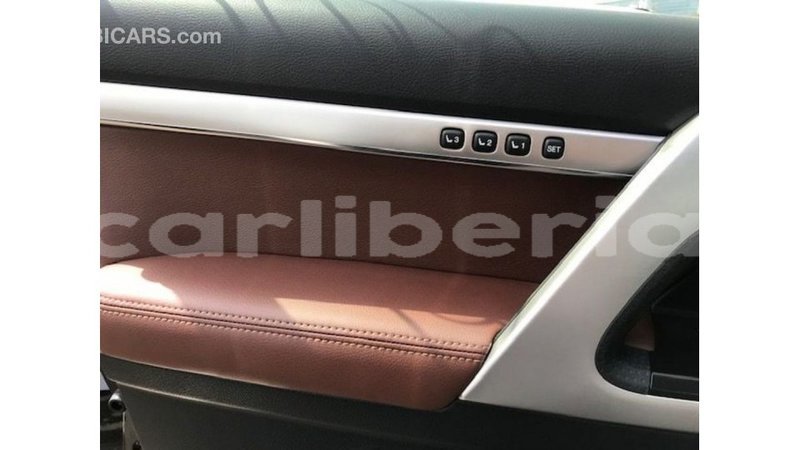 Big with watermark toyota land cruiser bomi county import dubai 2608