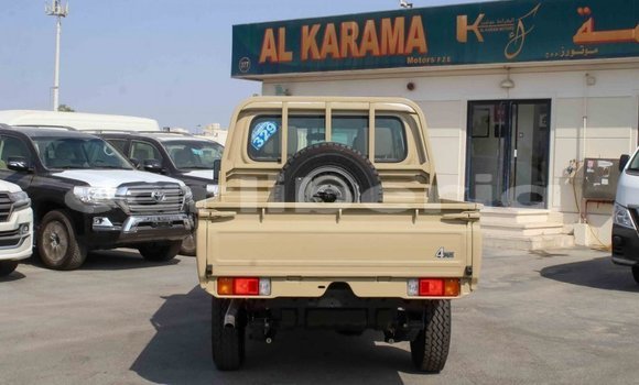 Buy Import Toyota Land Cruiser Beige Car in Import - Dubai in Bomi County Buy Import Toyota Land Cruiser Beige Car in Import - Dubai in Bomi County