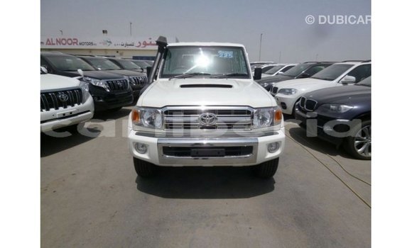 Buy Import Toyota Land Cruiser White Car in Import - Dubai in Bomi County Buy Import Toyota Land Cruiser White Car in Import - Dubai in Bomi County