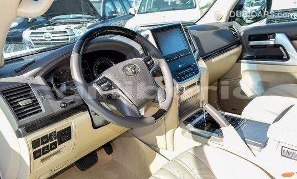 Buy Import Toyota Land Cruiser White Car in Import - Dubai in Bomi County Buy Import Toyota Land Cruiser White Car in Import - Dubai in Bomi County