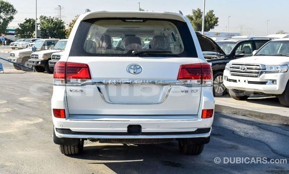 Buy Import Toyota Land Cruiser White Car in Import - Dubai in Bomi County Buy Import Toyota Land Cruiser White Car in Import - Dubai in Bomi County