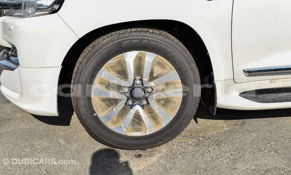 Buy Import Toyota Land Cruiser White Car in Import - Dubai in Bomi County Buy Import Toyota Land Cruiser White Car in Import - Dubai in Bomi County