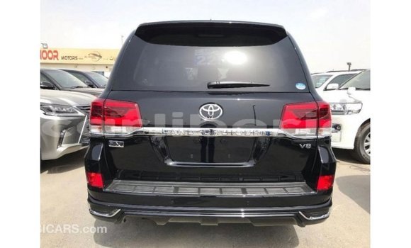 Buy Import Toyota Land Cruiser Black Car in Import - Dubai in Bomi County Buy Import Toyota Land Cruiser Black Car in Import - Dubai in Bomi County