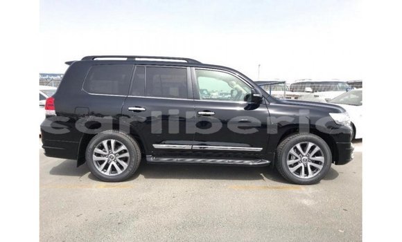 Buy Import Toyota Land Cruiser Black Car in Import - Dubai in Bomi County Buy Import Toyota Land Cruiser Black Car in Import - Dubai in Bomi County