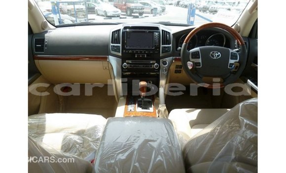 Buy Import Toyota Land Cruiser White Car in Import - Dubai in Bomi County Buy Import Toyota Land Cruiser White Car in Import - Dubai in Bomi County