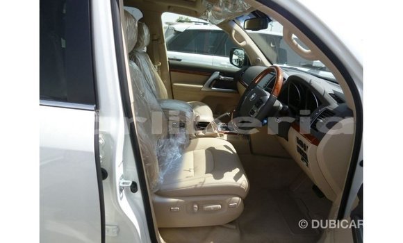 Buy Import Toyota Land Cruiser White Car in Import - Dubai in Bomi County Buy Import Toyota Land Cruiser White Car in Import - Dubai in Bomi County