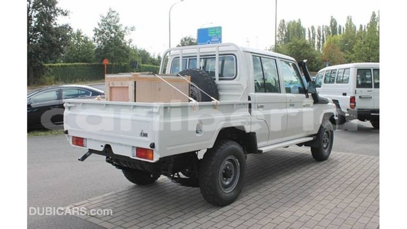 Big with watermark toyota land cruiser bomi county import dubai 2628