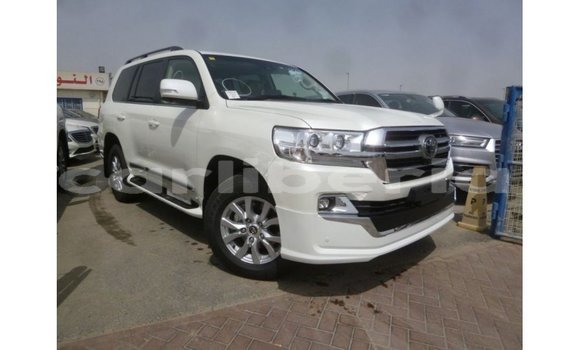 Buy Import Toyota Land Cruiser White Car in Import - Dubai in Bomi County Buy Import Toyota Land Cruiser White Car in Import - Dubai in Bomi County