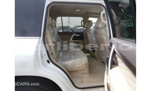 Buy Import Toyota Land Cruiser White Car in Import - Dubai in Bomi County Buy Import Toyota Land Cruiser White Car in Import - Dubai in Bomi County