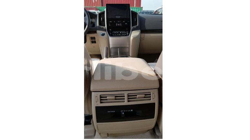 Big with watermark toyota land cruiser bomi county import dubai 2630