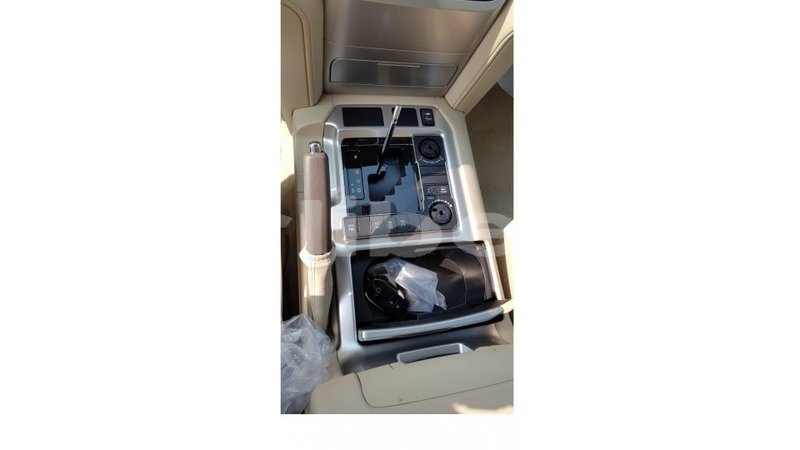 Big with watermark toyota land cruiser bomi county import dubai 2630