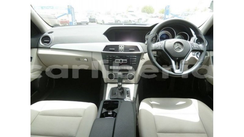 Big with watermark mercedes benz 190 bomi county import dubai 2633
