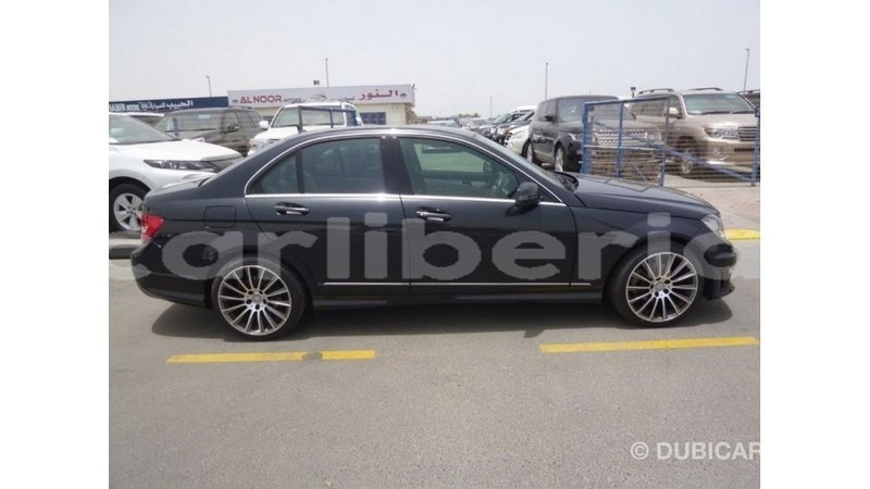 Big with watermark mercedes benz 190 bomi county import dubai 2633