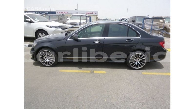 Big with watermark mercedes benz 190 bomi county import dubai 2633
