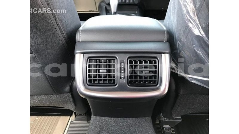 Big with watermark toyota hilux bomi county import dubai 2641