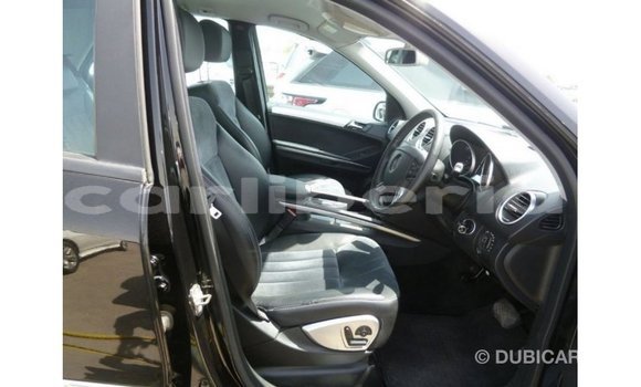 Buy Import Mercedes-Benz 190 Black Car in Import - Dubai in Bomi County Buy Import Mercedes-Benz 190 Black Car in Import - Dubai in Bomi County