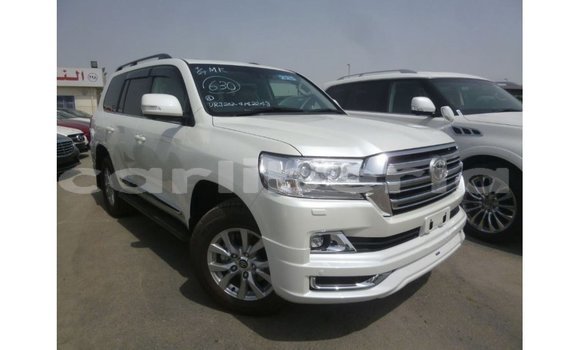 Buy Import Toyota Land Cruiser White Car in Import - Dubai in Bomi County Buy Import Toyota Land Cruiser White Car in Import - Dubai in Bomi County