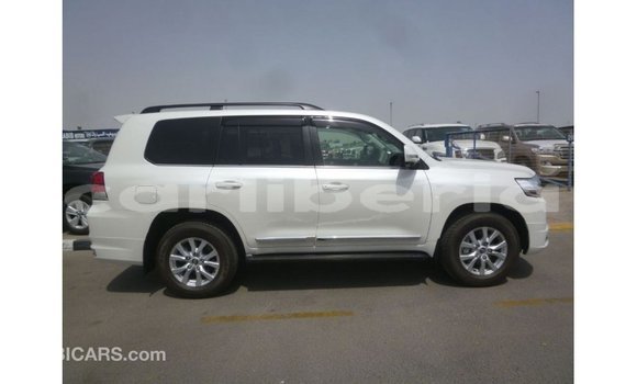 Buy Import Toyota Land Cruiser White Car in Import - Dubai in Bomi County Buy Import Toyota Land Cruiser White Car in Import - Dubai in Bomi County