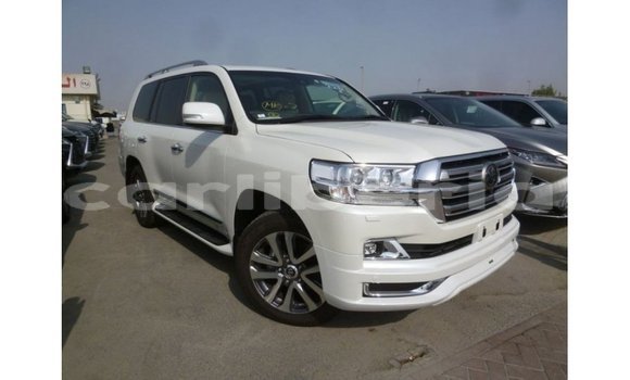 Buy Import Toyota Land Cruiser White Car in Import - Dubai in Bomi County Buy Import Toyota Land Cruiser White Car in Import - Dubai in Bomi County