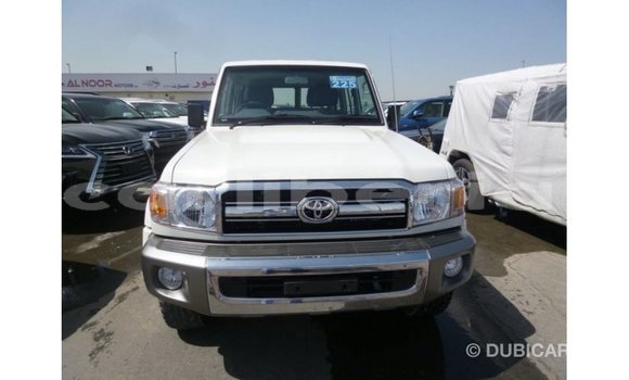 Buy Import Toyota Land Cruiser White Car in Import - Dubai in Bomi County Buy Import Toyota Land Cruiser White Car in Import - Dubai in Bomi County