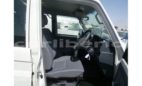 Buy Import Toyota Land Cruiser White Car in Import - Dubai in Bomi County Buy Import Toyota Land Cruiser White Car in Import - Dubai in Bomi County