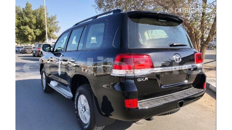 Big with watermark toyota land cruiser bomi county import dubai 2667