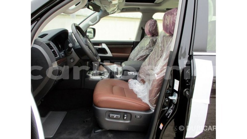 Big with watermark toyota land cruiser bomi county import dubai 2675