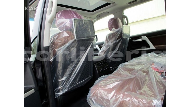 Big with watermark toyota land cruiser bomi county import dubai 2675