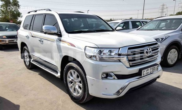 Buy Import Toyota Land Cruiser White Car in Import - Dubai in Bomi County Buy Import Toyota Land Cruiser White Car in Import - Dubai in Bomi County