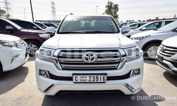 Buy Import Toyota Land Cruiser White Car in Import - Dubai in Bomi County Buy Import Toyota Land Cruiser White Car in Import - Dubai in Bomi County