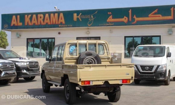 Buy Import Toyota Land Cruiser Beige Car in Import - Dubai in Bomi County Buy Import Toyota Land Cruiser Beige Car in Import - Dubai in Bomi County