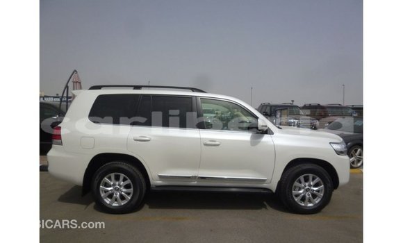 Buy Import Toyota Land Cruiser White Car in Import - Dubai in Bomi County Buy Import Toyota Land Cruiser White Car in Import - Dubai in Bomi County