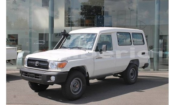 Buy Import Toyota Land Cruiser White Car in Import - Dubai in Bomi County Buy Import Toyota Land Cruiser White Car in Import - Dubai in Bomi County