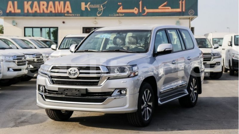 Big with watermark toyota land cruiser bomi county import dubai 2691