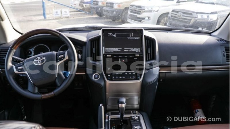 Big with watermark toyota land cruiser bomi county import dubai 2691