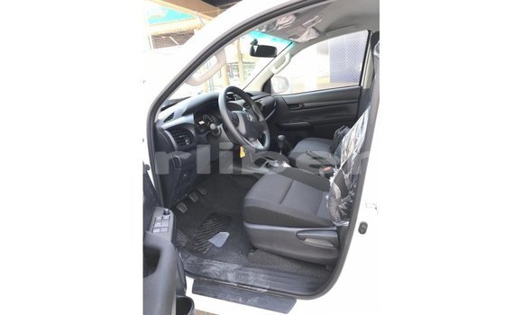 Buy Import Toyota Hilux White Car in Import - Dubai in Bomi County Buy Import Toyota Hilux White Car in Import - Dubai in Bomi County