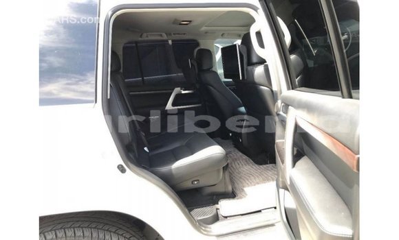 Buy Import Toyota Land Cruiser White Car in Import - Dubai in Bomi County Buy Import Toyota Land Cruiser White Car in Import - Dubai in Bomi County