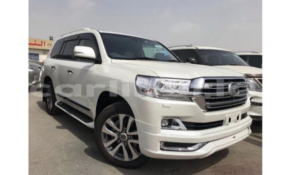 Buy Import Toyota Land Cruiser White Car in Import - Dubai in Bomi County Buy Import Toyota Land Cruiser White Car in Import - Dubai in Bomi County