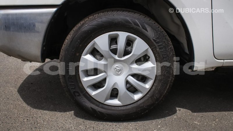 Big with watermark toyota hilux bomi county import dubai 2698