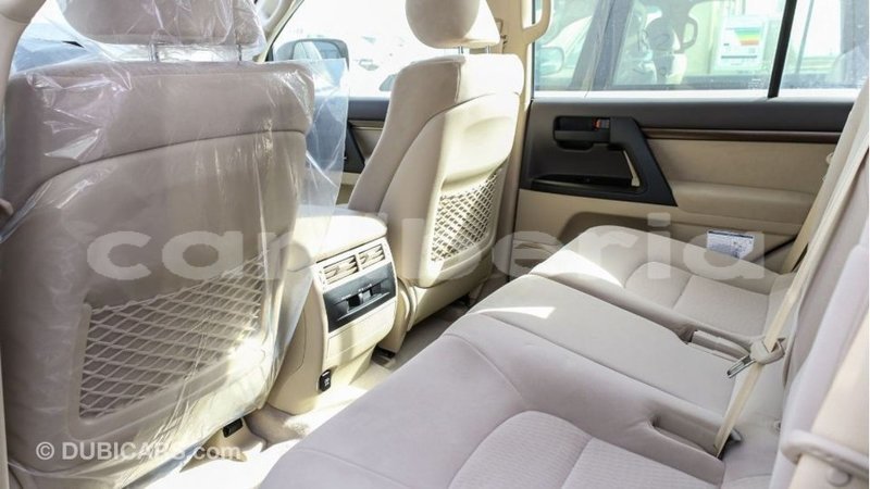 Big with watermark toyota land cruiser bomi county import dubai 2699