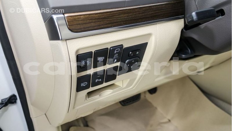 Big with watermark toyota land cruiser bomi county import dubai 2699