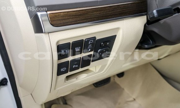 Buy Import Toyota Land Cruiser White Car in Import - Dubai in Bomi County Buy Import Toyota Land Cruiser White Car in Import - Dubai in Bomi County
