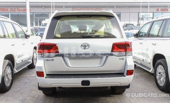 Buy Import Toyota Land Cruiser White Car in Import - Dubai in Bomi County Buy Import Toyota Land Cruiser White Car in Import - Dubai in Bomi County