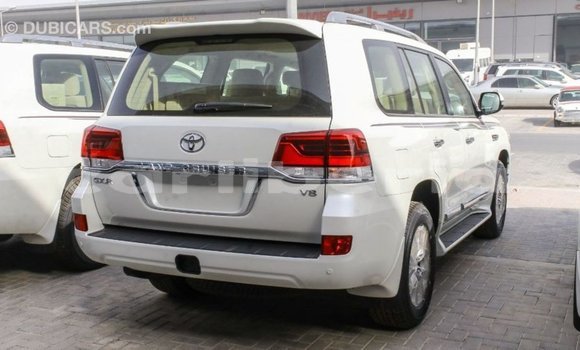 Buy Import Toyota Land Cruiser White Car in Import - Dubai in Bomi County Buy Import Toyota Land Cruiser White Car in Import - Dubai in Bomi County