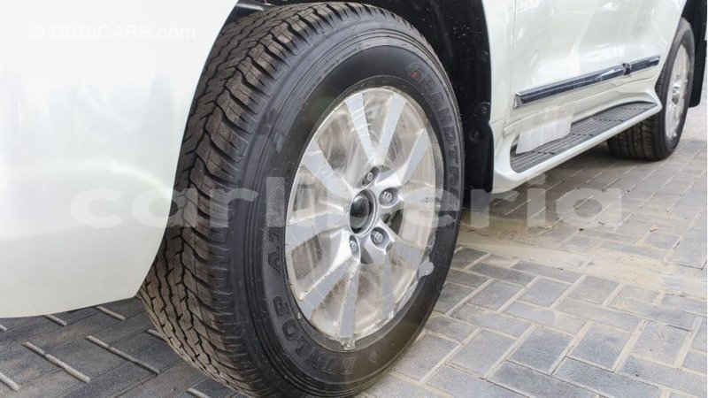 Big with watermark toyota land cruiser bomi county import dubai 2699