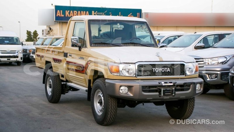 Big with watermark toyota land cruiser bomi county import dubai 2704